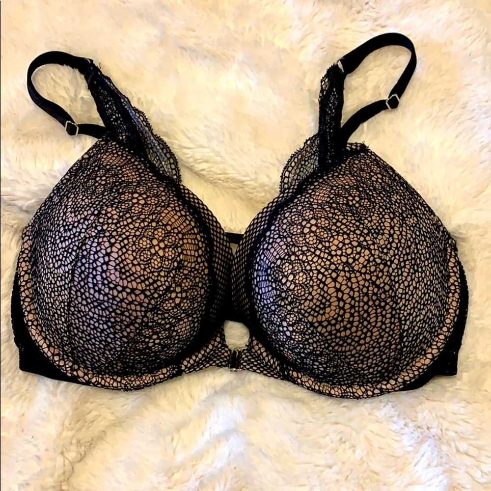 Bombshell VS Bra
